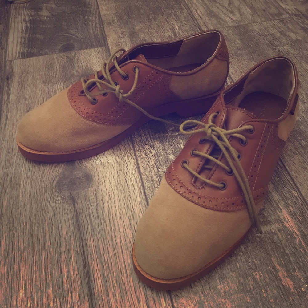Women’s Bass saddle shoes